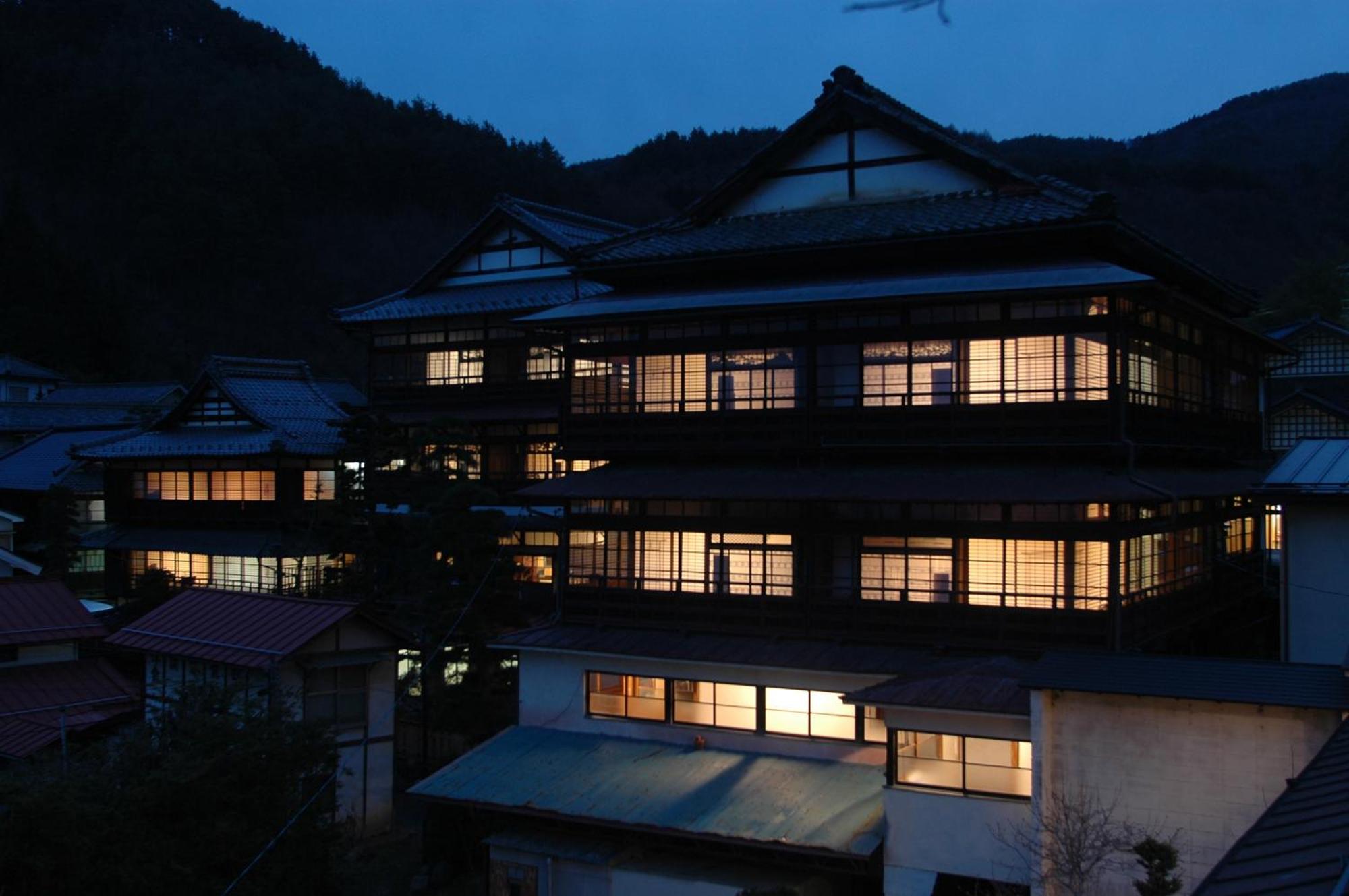 Masuya Ryokan Aoki Экстерьер фото