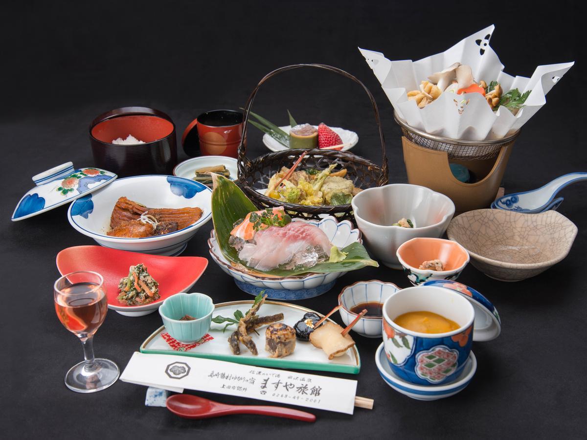 Masuya Ryokan Aoki Экстерьер фото